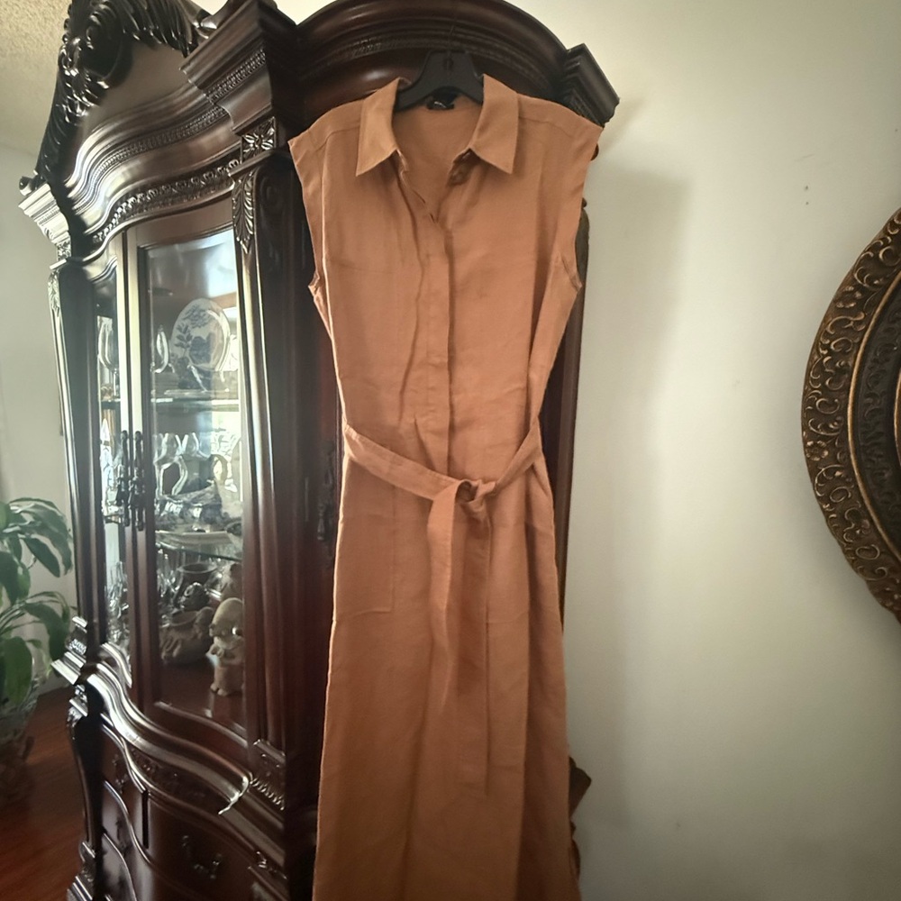 RIANI Tan sleeveless collared Maxi Dress